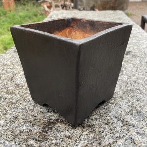 Maceta para Bonsai negra, cuadrada, pequeña, sin esmalte.